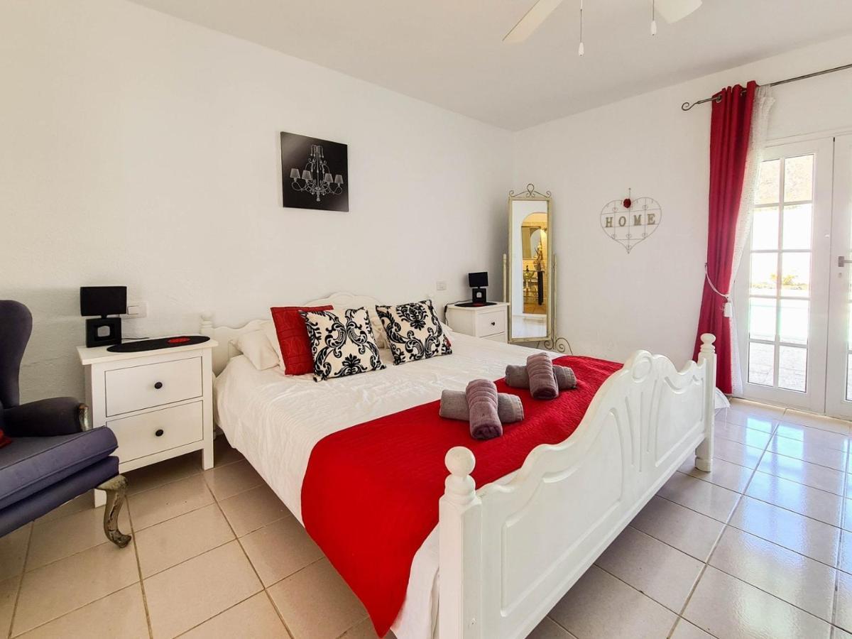 Stunning Sea View Villa With 6 Bedrooms & Heated Pool - Villa Renaissance Playa Blanca  Eksteriør bilde