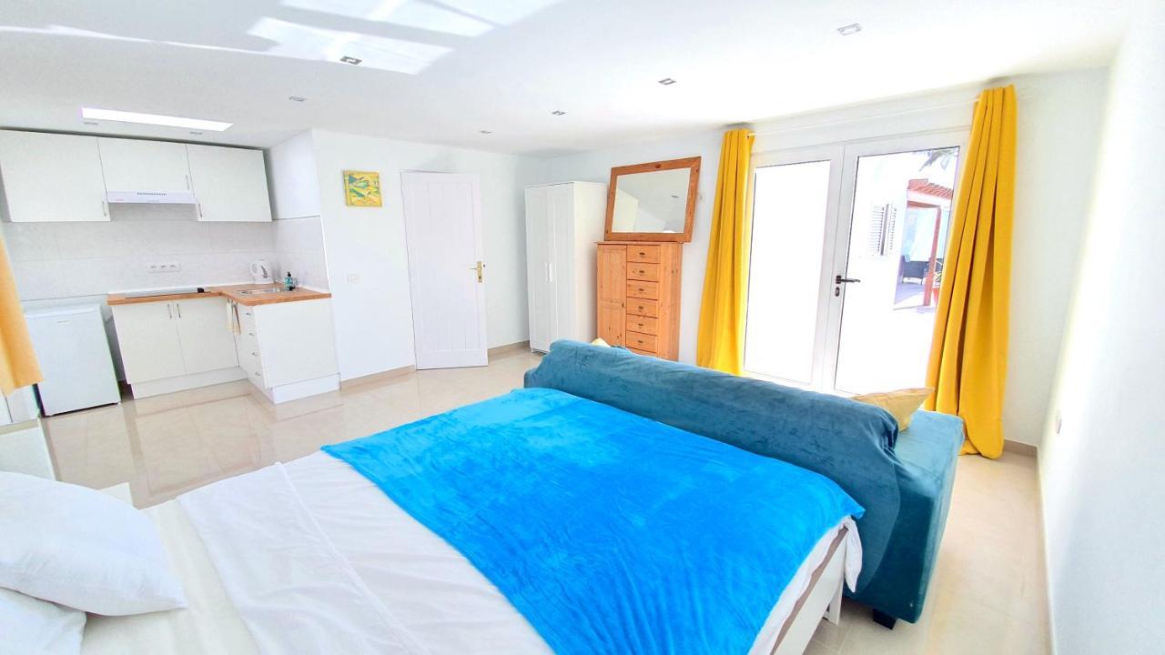 Stunning Sea View Villa With 6 Bedrooms & Heated Pool - Villa Renaissance Playa Blanca  Eksteriør bilde