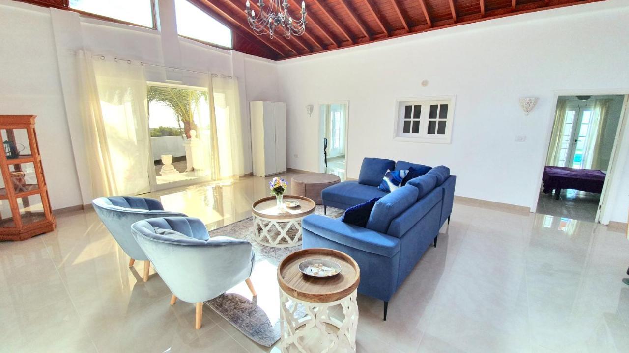 Stunning Sea View Villa With 6 Bedrooms & Heated Pool - Villa Renaissance Playa Blanca  Eksteriør bilde