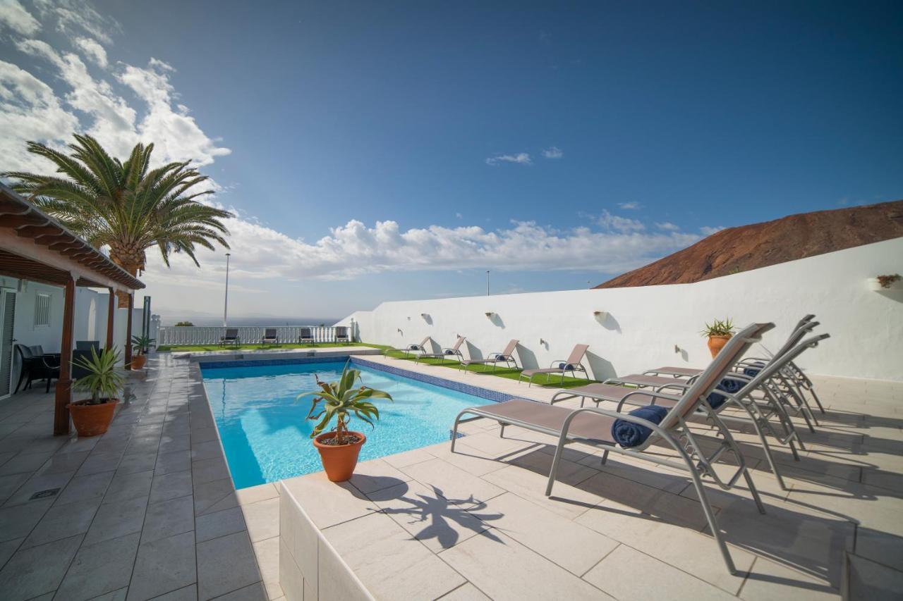Stunning Sea View Villa With 6 Bedrooms & Heated Pool - Villa Renaissance Playa Blanca  Eksteriør bilde