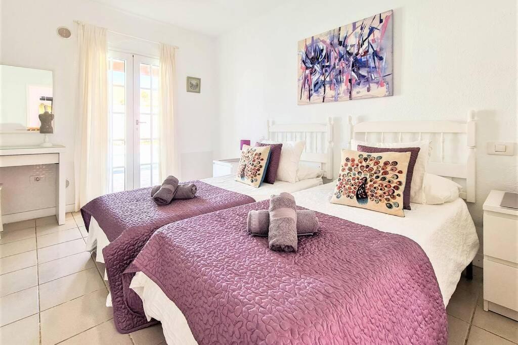 Stunning Sea View Villa With 6 Bedrooms & Heated Pool - Villa Renaissance Playa Blanca  Rom bilde